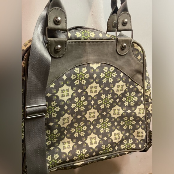Petunia‎ Pickle Bottom Diaper Bag - Picture 3 of 8
